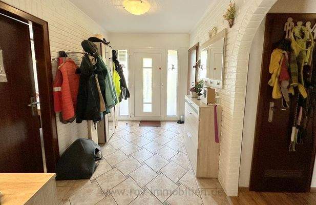 lichtdurchflutete Diele