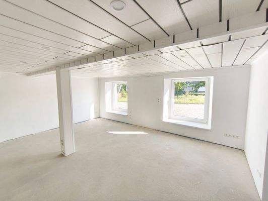 EG Blick Wohnzimmer-ehem. Ladenlokal