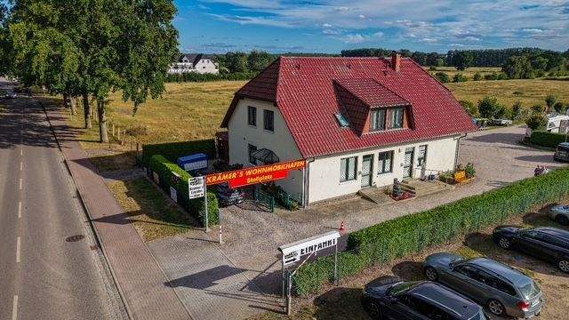 Wohn- und Wirtschaftsgebäude.JPG