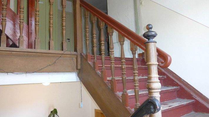 Treppe zum Dachgeschoss