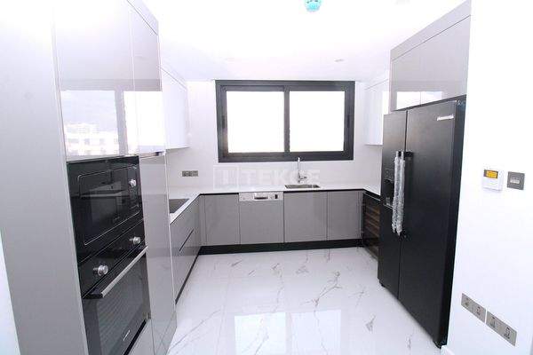 Jacuzzi Apartment in Panorama Complex in Iskele Long Beach