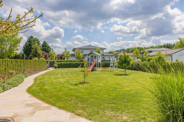 liebevoll angelegter Garten