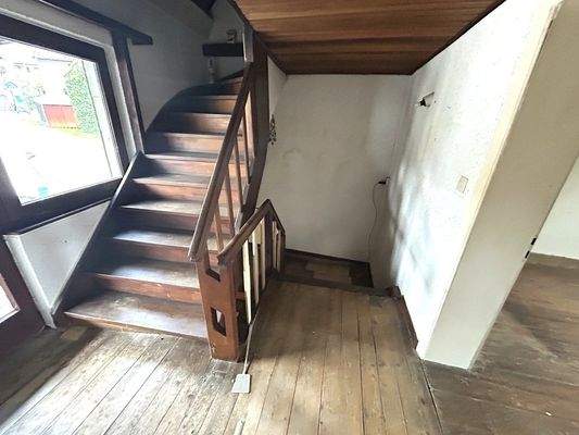 Treppe vom OG zum DG 