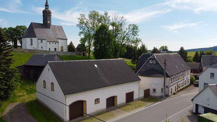 59f06c01-4c31-4cc4-9a8b-f5a9486b68fb