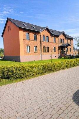 Ansicht in Richtung saniertes-MFH