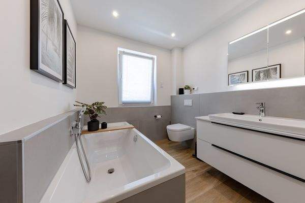 beispielhafte Darstellung, kann Sonderausstattung zeigen