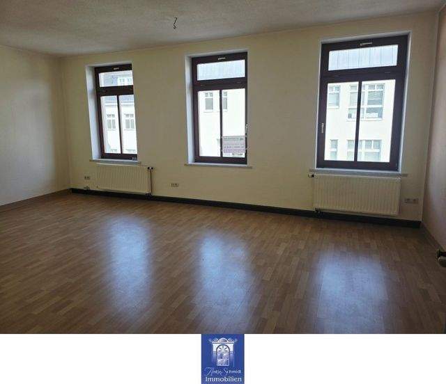 Hübsche Wohnung mit Tageslichtbad im Stadtzentrum mit Parkplatz - Photo 1