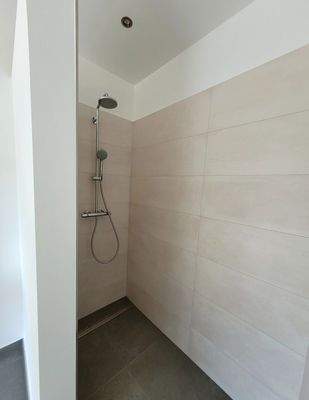 Dusche (bodengleich) OG
