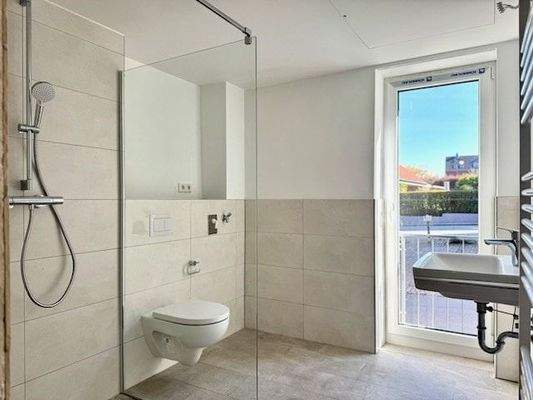 Tageslicht-Badezimmer