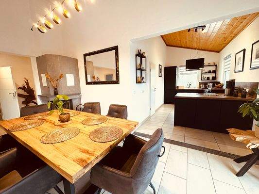 17. Essbereich, Küche OG