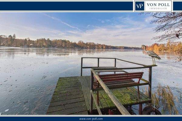 Blick von der Steganlage auf den Motzener See