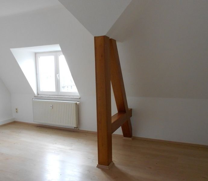 2 Zimmer Wohnung in Plauen (Preißelpöhl)