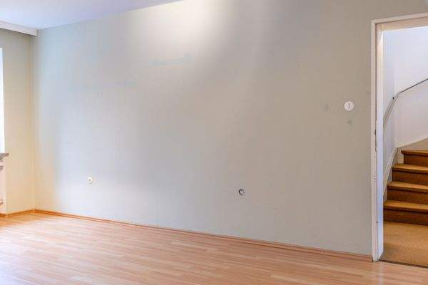 Familienidyll in Bogenhausen: Doppelhaushälfte mit sonnigem Westgarten & Grünblick