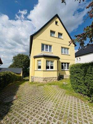 Außenansicht/Parkplatz