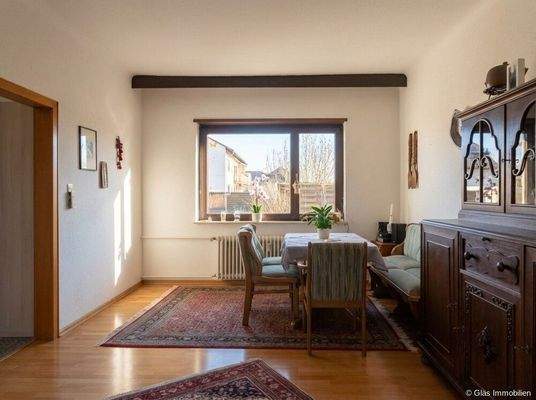 Esszimmer Erdgeschoss mit angrenzender Küche