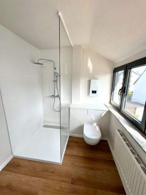 renovierte 3 ZKB-Dachstudio-Wohnung (St. Ingbert-Süd) Erstbezug! - Photo 4