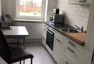 Vockerode Griesenerstraße 28, EG mitte 2 Raum mit Möbel