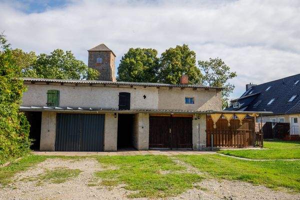 19 - Nebengelass:Garage.jpg