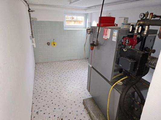 KG Heizungskeller Bild 1.jpg