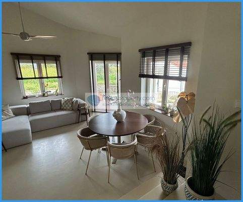 93ccff54ca4d4d3eba5c41c2376f812f-original