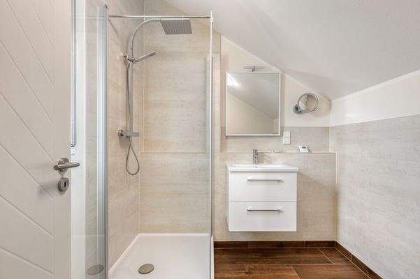 Badezimmer Dachgeschoss