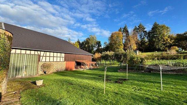 Die Rückseite der Nebengebäuden