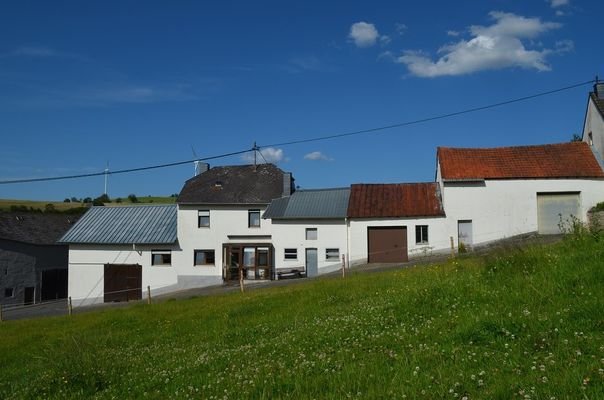 Haus mit Nebengeb.