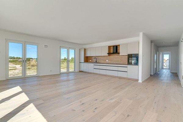 Großzügiger Wohn- und Essbereich