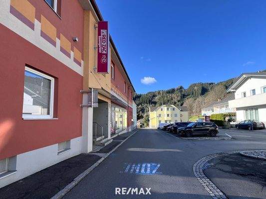 Wohn-/Geschäftshaus