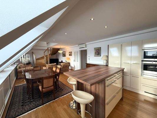 Wohn- / Essküche / klimatisiert