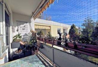 Großzügige Süd-Loggia