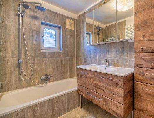 HP4--3-Zimmer-Wohnung-Salzburg-Badezimmer