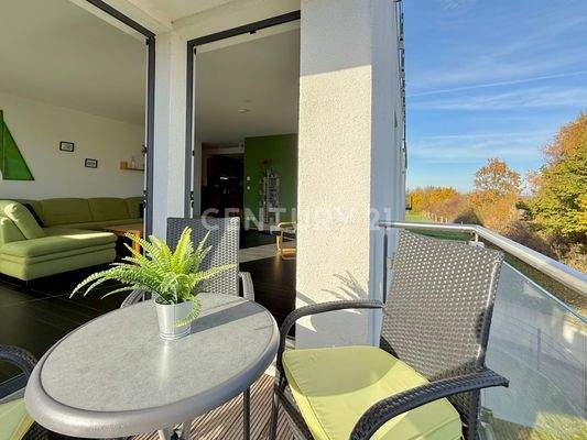 Balkon mit seitl. Meerblick