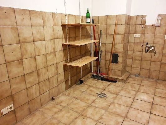 Hauswirtschaftsraum | Zugang zum Abstellraum + KG 
