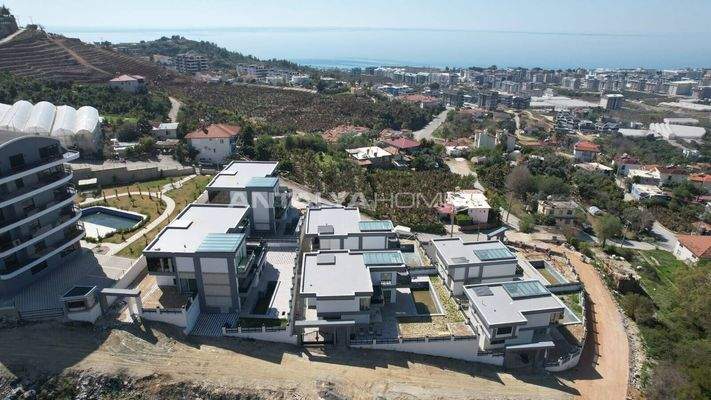 Castle and Sea View Villas with Private Pools in Alanya