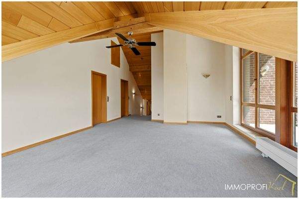 16.1 Dachstudio OG.jpg