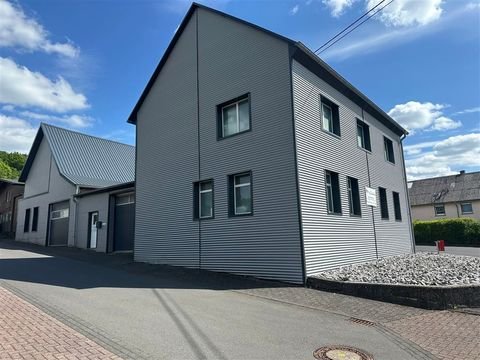 Enspel Halle, Enspel Hallenfläche