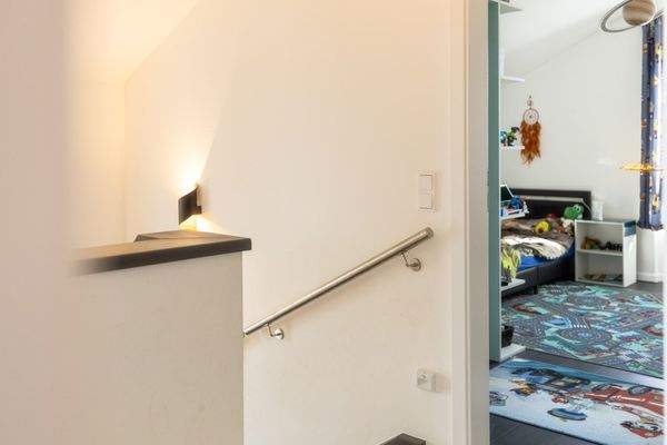 Neues und Nachhaltiges Einfamilienhaus mit geschmackvoller Ausstattung im Neubaugebiet.