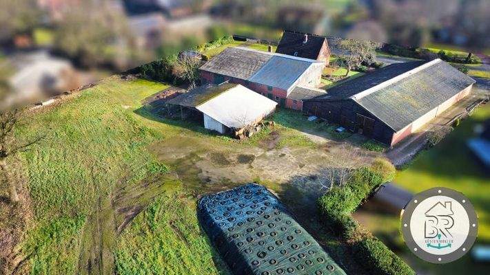 Grünes Paradies im Westen: Der hintere Bereich des Bauernhofes