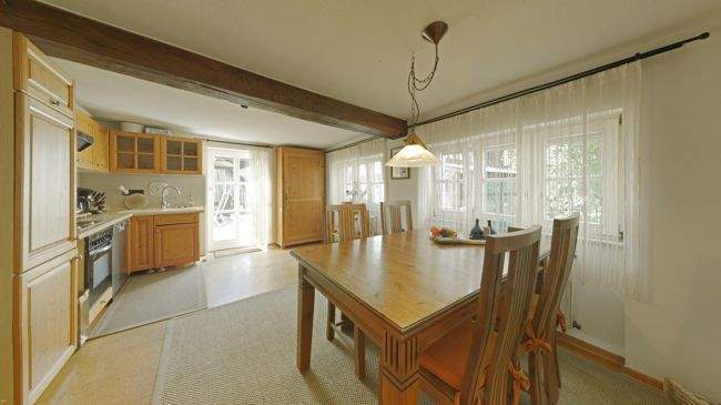 04_Küche_und_Esszimmer