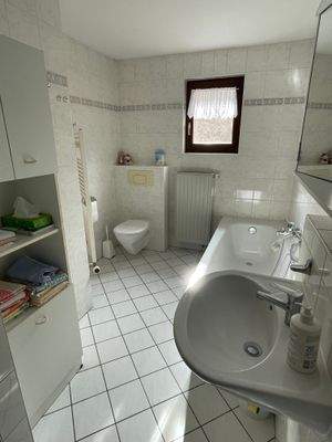 OG - auch hier ein tolles Badezimmer