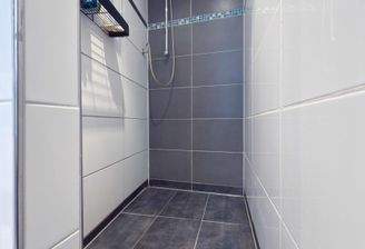 ...und Dusche