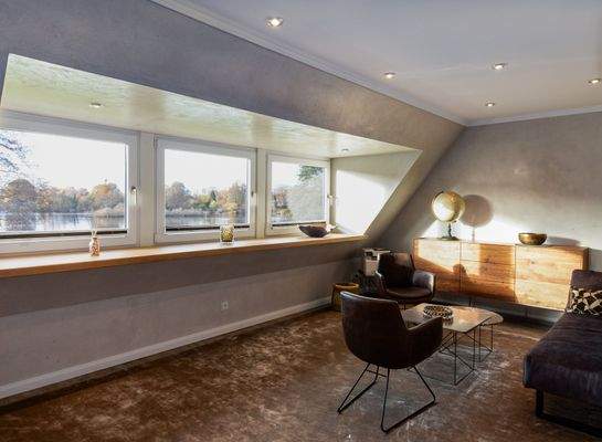 Schlaf-/ Gästezimmer