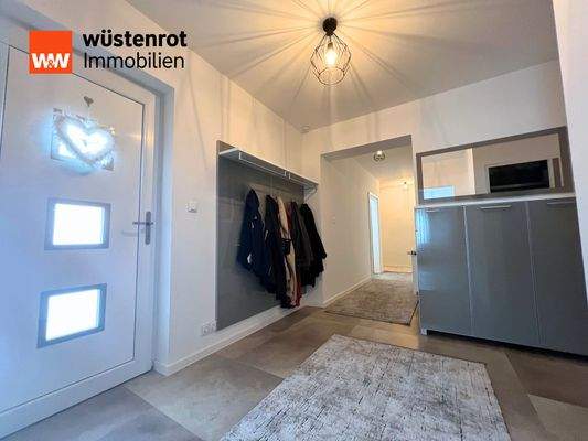 Diele 1 : Eingangsbereich
