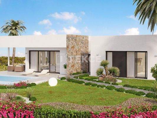 Luxury One-Level Villas in San Miguel de Salinas
