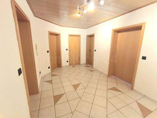 FLURBEREICH DER WOHNUNG