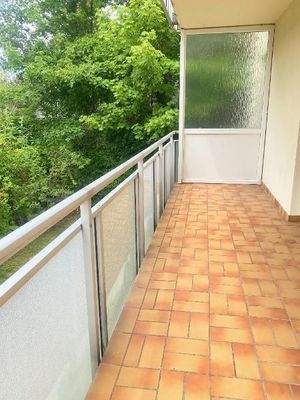 Sonnenbalkon lädt zum Relaxen ein