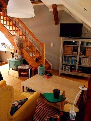 Blick auf Treppe zum Spitzbode