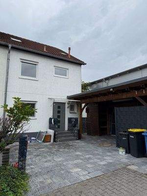 Zufahrt zum Haus.jpg