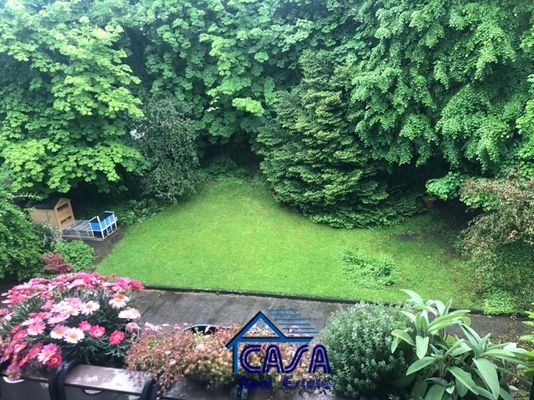 Blick in den Innenhof vom Balkon